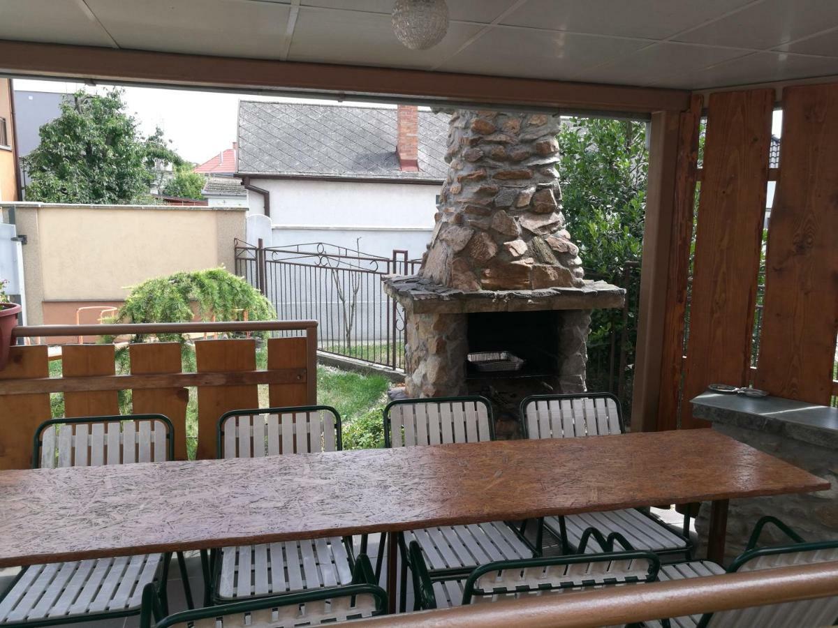 Veľký MederHodosi Apartman公寓 外观 照片